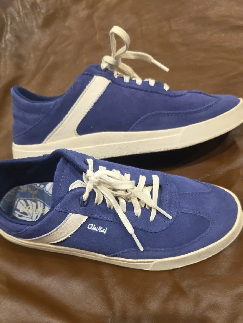 OluKai Womens Ha'upu Navy/White Suede Sneakers Sz 8/38 - Picture 2 of 8